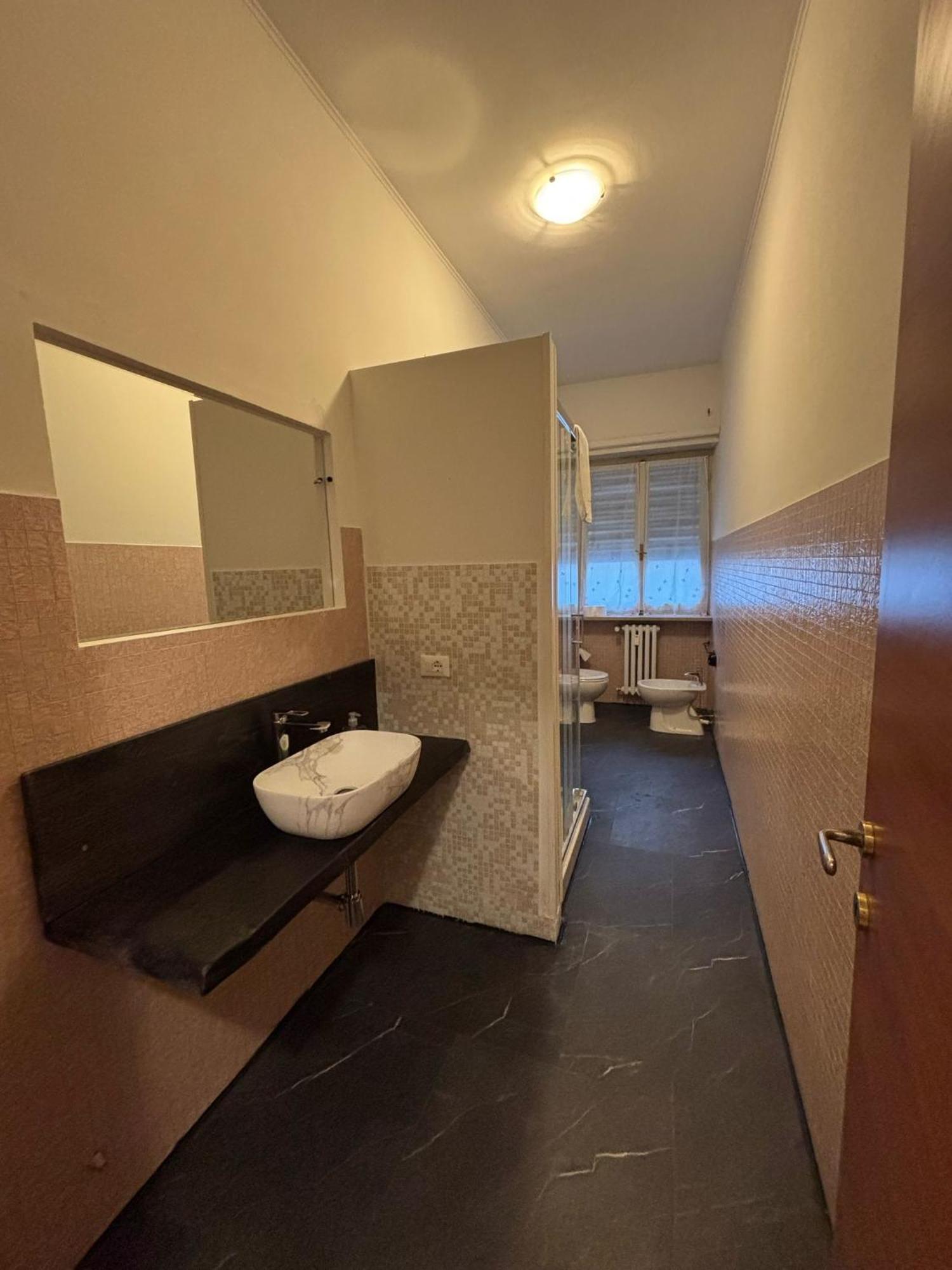 Marconi Rooms And Apartments Verona Exterior photo